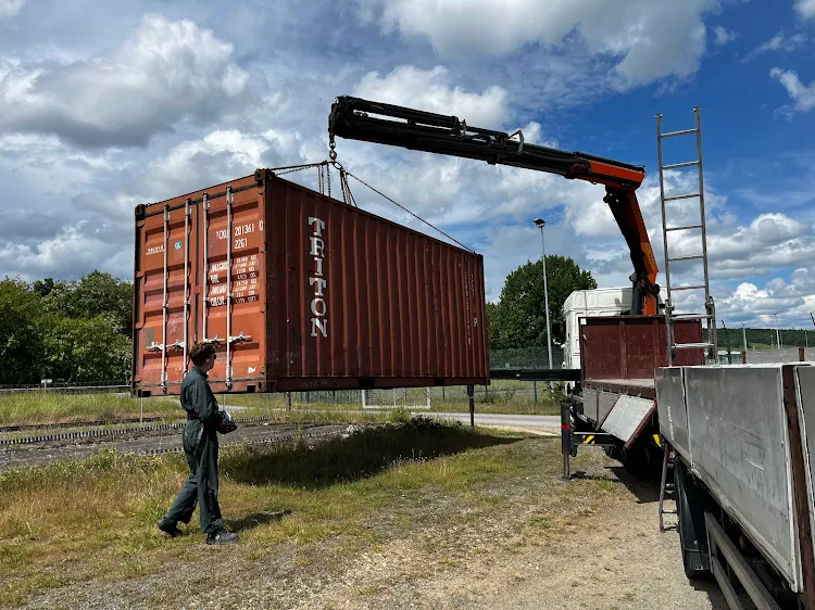 Installation container 20 pieds occasion Valdivienne 86300